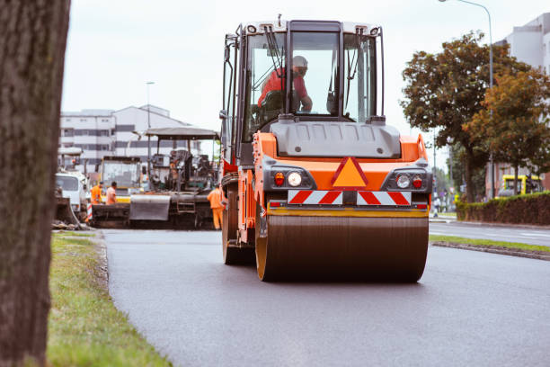 Best Commercial Driveway Pavers  in Gladstone, MI